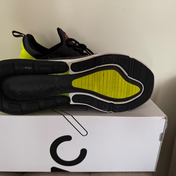 Nike Air Max 270 SE - Picture 4 of 6
